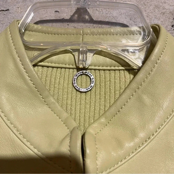 One Girl Who Like Green And Black Leather Ribbed Stretch Jacket Women’s Small S - Picture 2 of 9